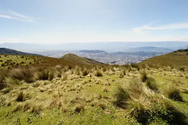 Ecuador Avenida de los Volcanes