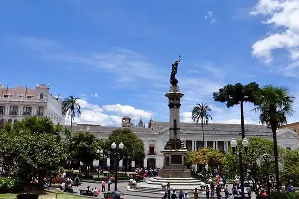 Plaza San Francisco — old town quito walking tour endpoint