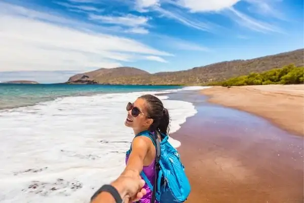 best time to visit galapagos ()
